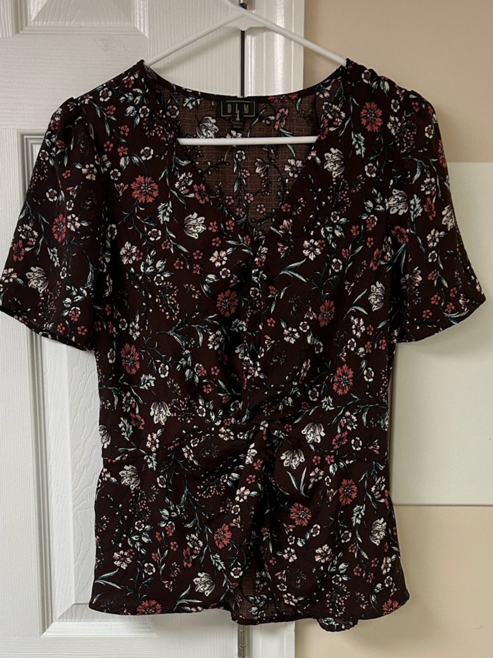 OLM Floral Burgandy Short Sleeve Blouse